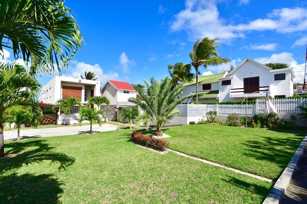 Turquoise Bay Beach Apartments Trou D'Eau Douce Luaran gambar